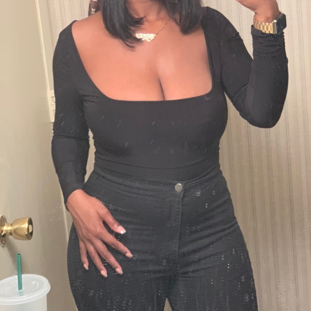 Low neck short romper